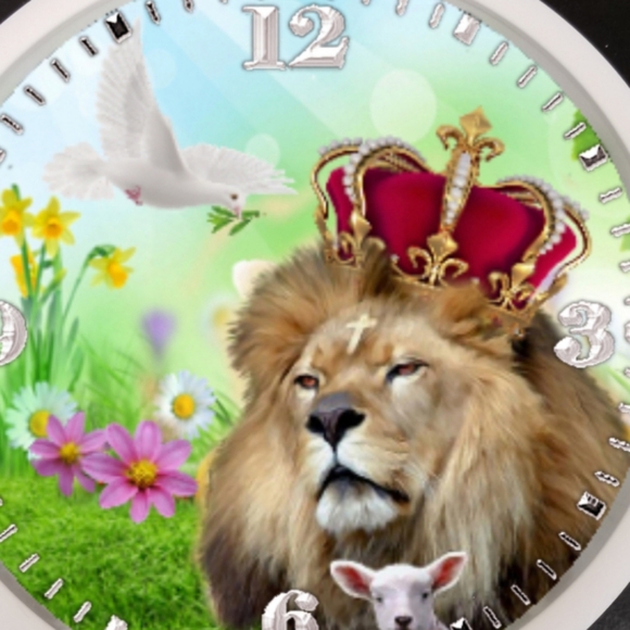 Lion lamb n dove led lights clock - Picture 2 of 4
